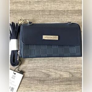 London Fog Navy Daisy large size Embossed Wallet NWT